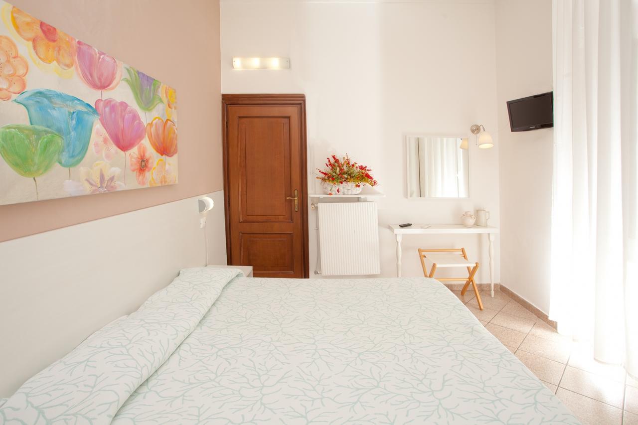 Hotel Lydia Alassio Buitenkant foto
